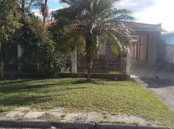 Pousada Santa Felicidade Trieste com garagem S